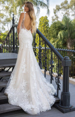 W0553C(JY) | Bridal Wear | Wedding Gowns Melbourne | Wedding Gowns Sydney | Online Wedding Gowns | Mermaid Gown Wedding Dress | V-neck Bridal dress